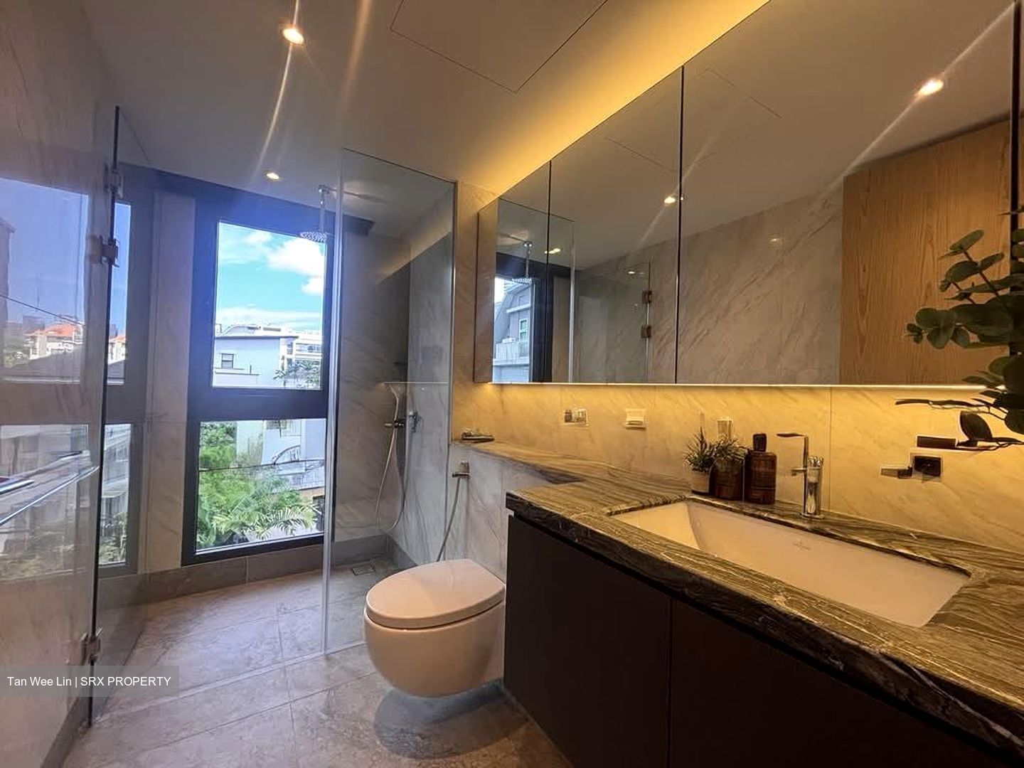 Fernhill Road (D10), Semi-Detached #577894021